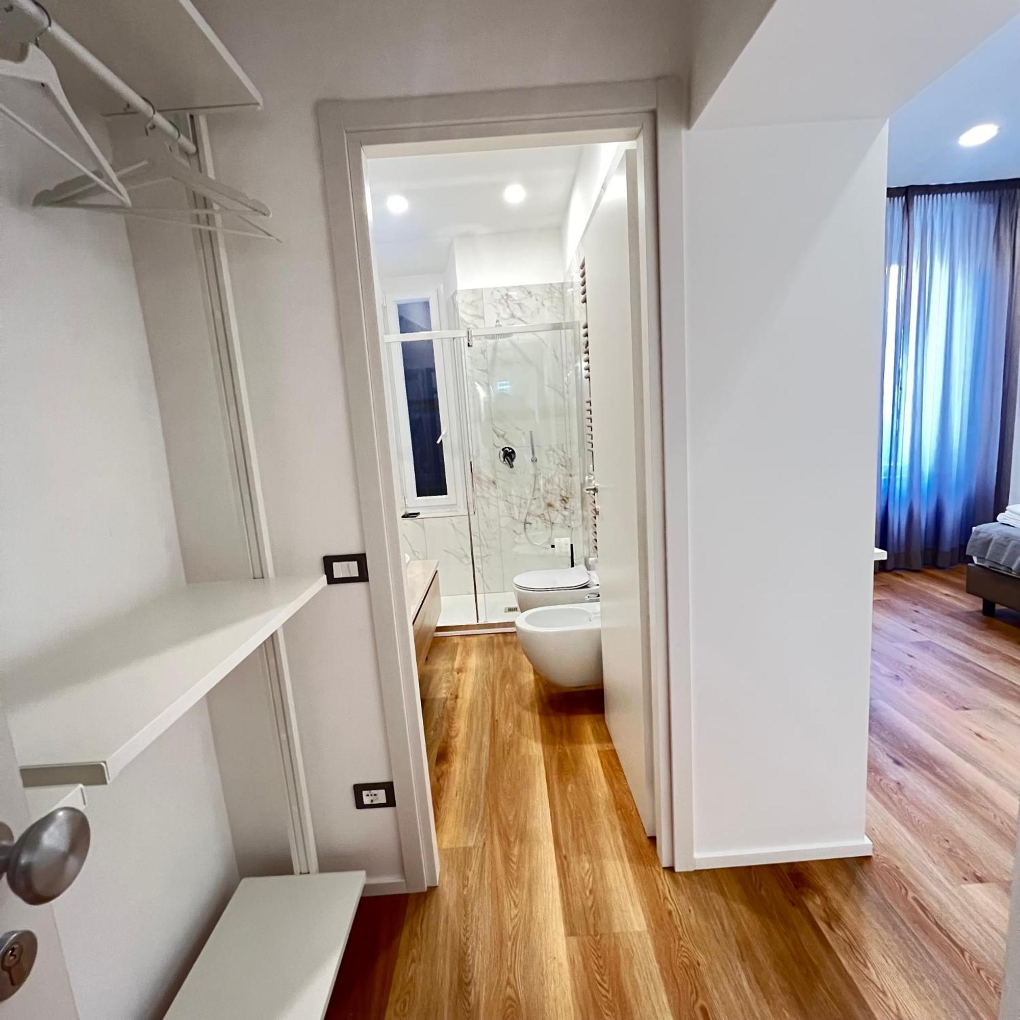 Sunrise Rooms Специя Екстериор снимка