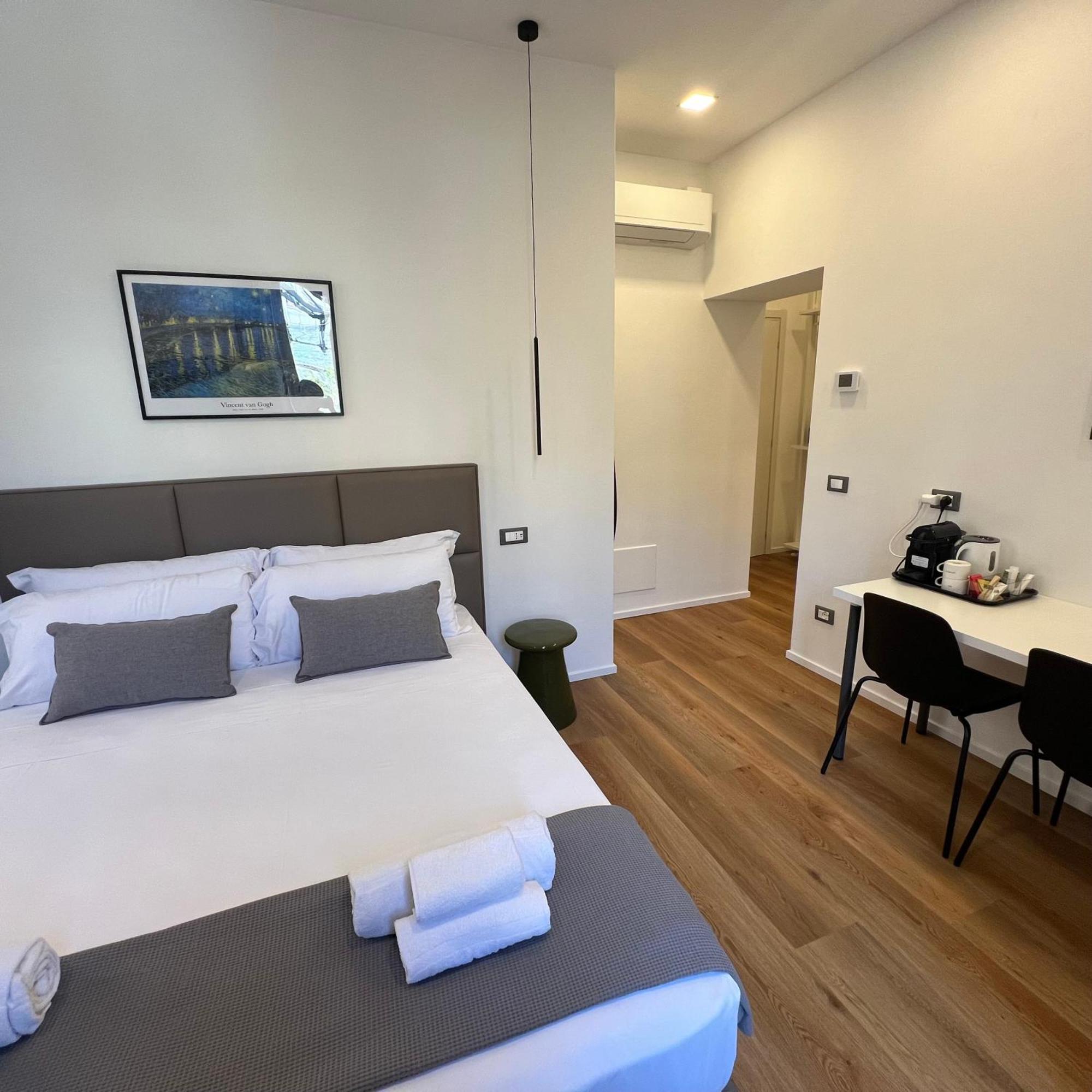 Sunrise Rooms Специя Екстериор снимка