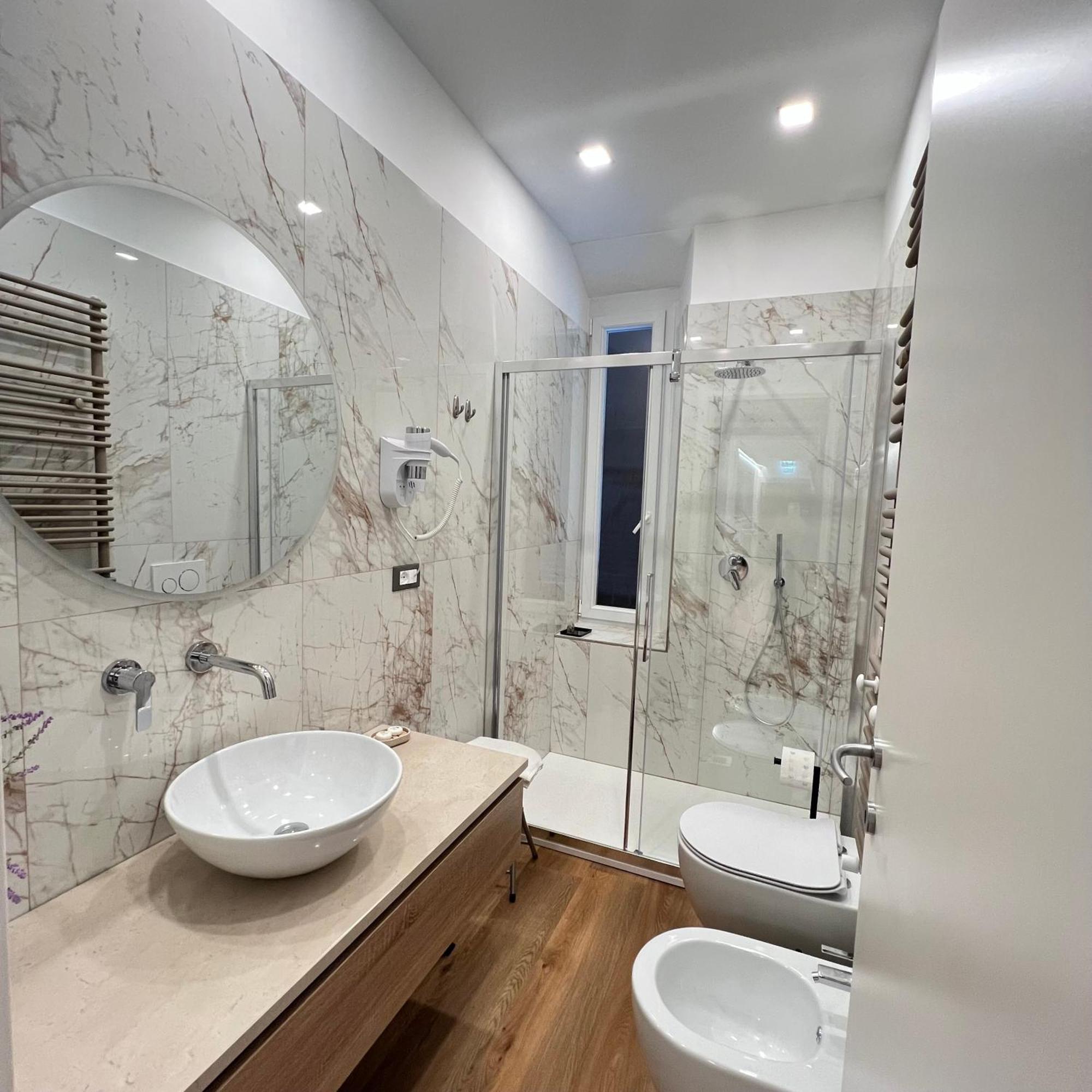 Sunrise Rooms Специя Екстериор снимка