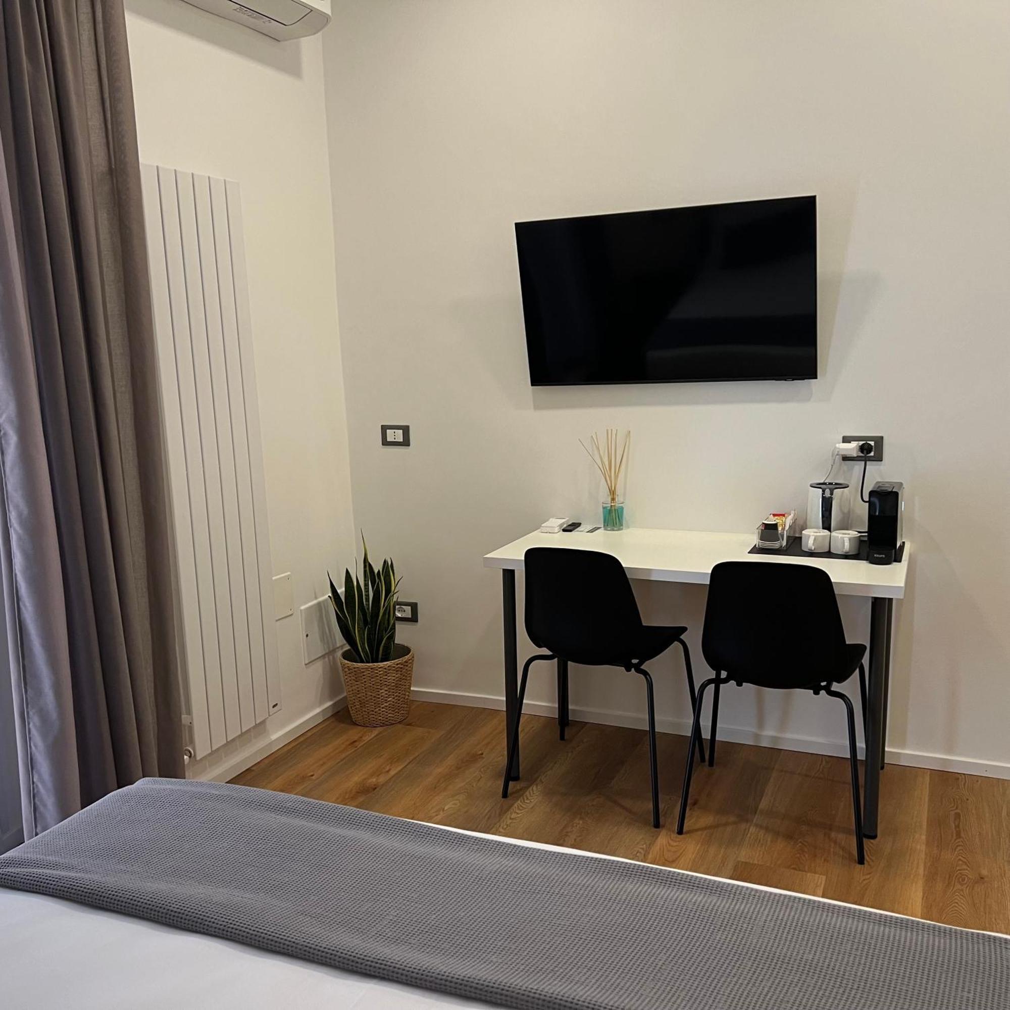 Sunrise Rooms Специя Екстериор снимка